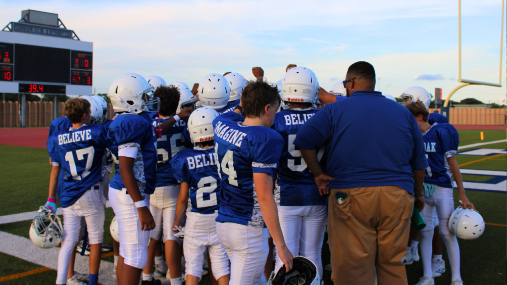 Eighth Grade Football Ends Two-Year Winless&nbsp;Streak